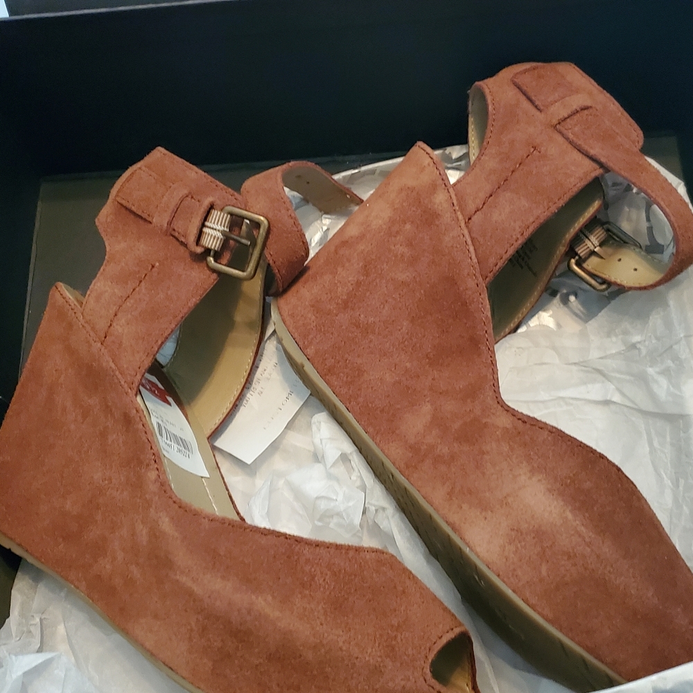 Women shoes